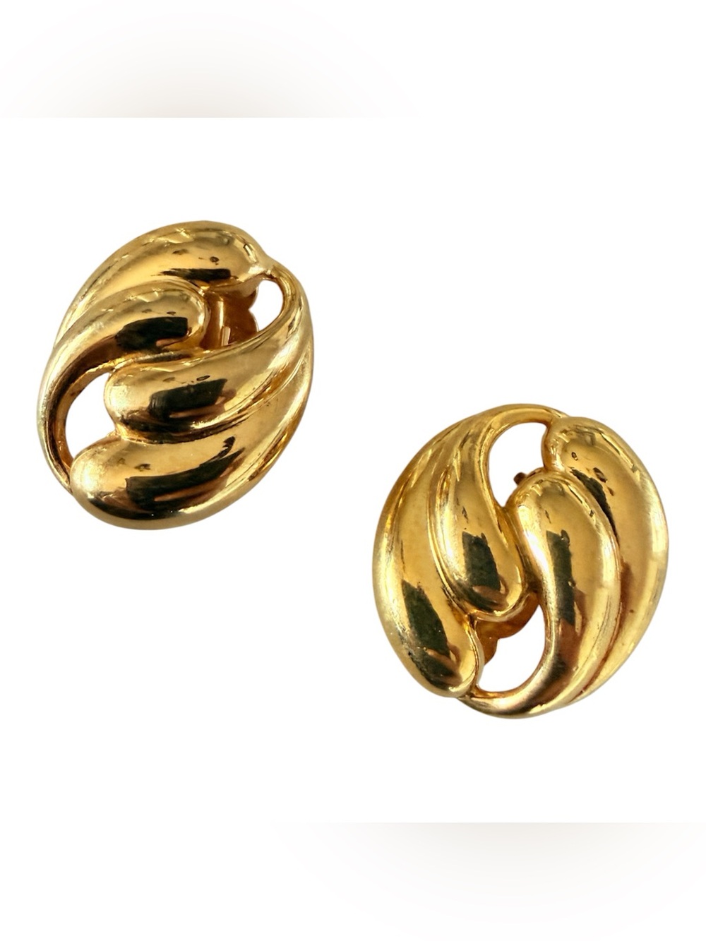 Vintage Erwin Pearl‎ Large Clip On Earrings in Gold, Signed Costume Jewelry